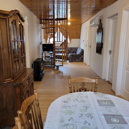 Henrietta Apartmanház Zalakaros Exterior foto