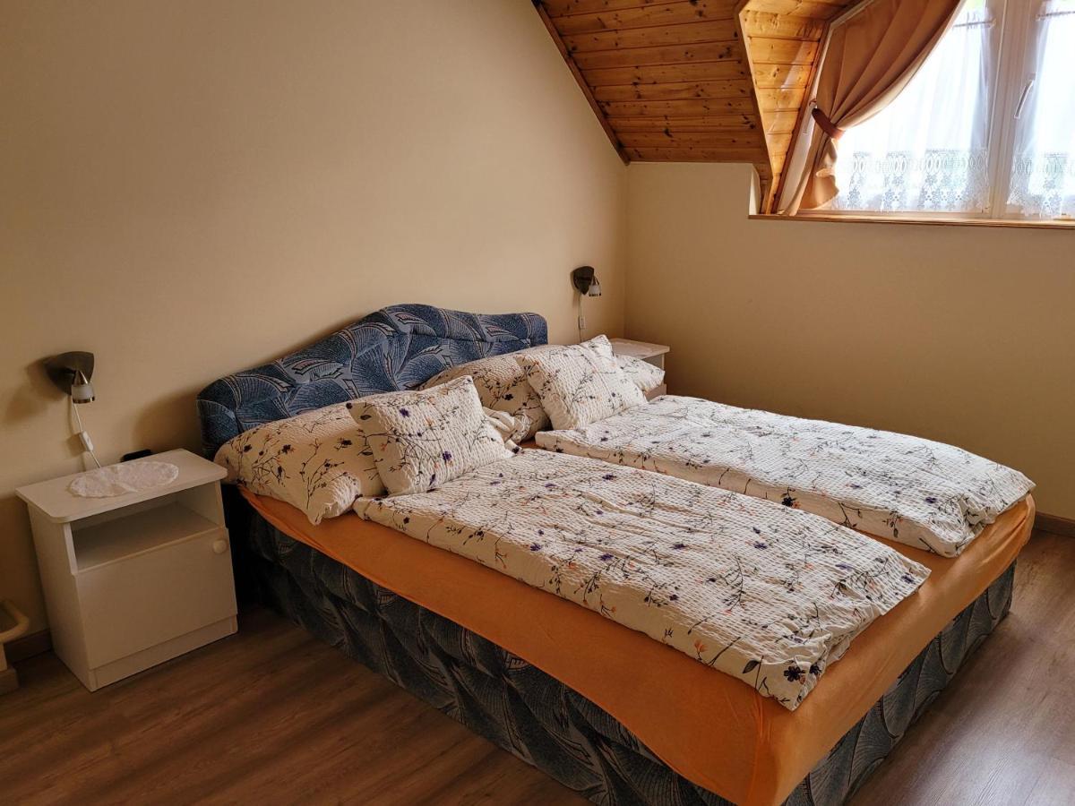 Henrietta Apartmanház Zalakaros Exterior foto
