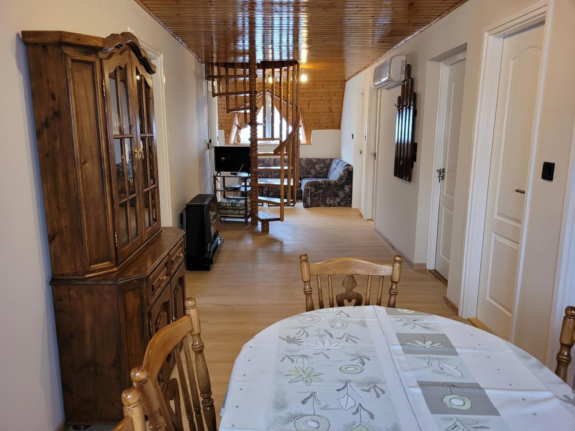 Henrietta Apartmanház Zalakaros Exterior foto