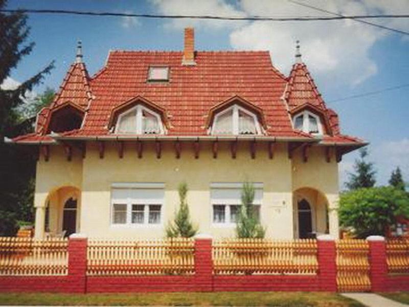 Henrietta Apartmanház Zalakaros Exterior foto